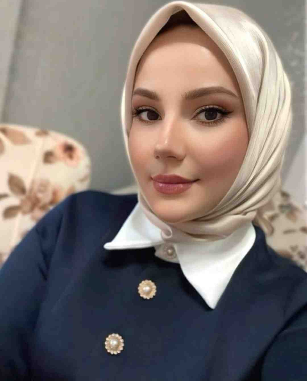 Karesi Büyüleyici Kadın Bayan Escort Zeliha